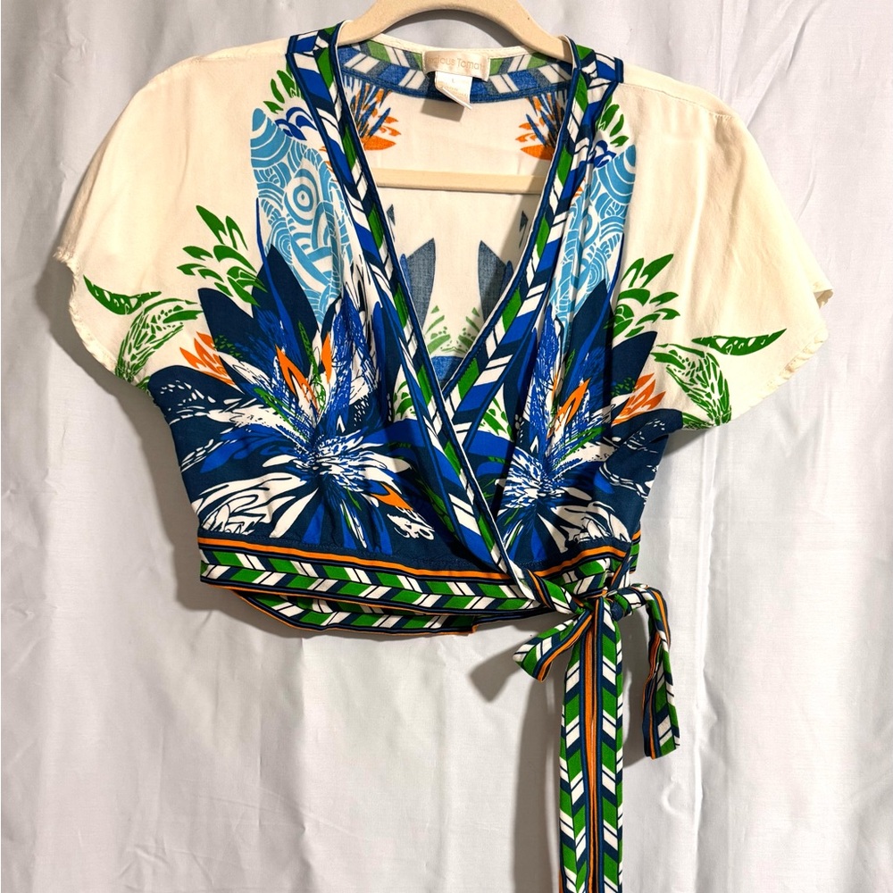Boho Crop Wrap Tie Top Size tag says Large, please look at measurements